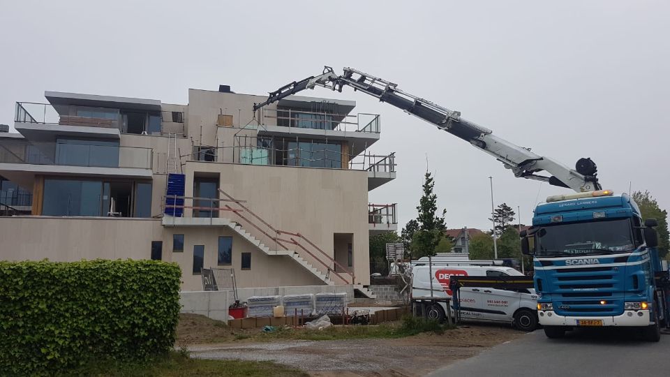 Zwembad plaatsen